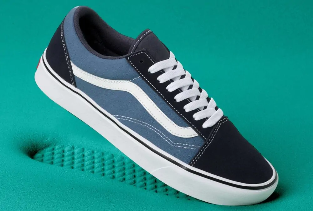 Tênis Old Skool Comfycush Navy por R$ 359,99